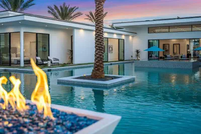 Photo 2 - Sleeps 20 Spacious Retreat Pool & Hot Tub Retreat Bravo Villa #4 by Avantstay