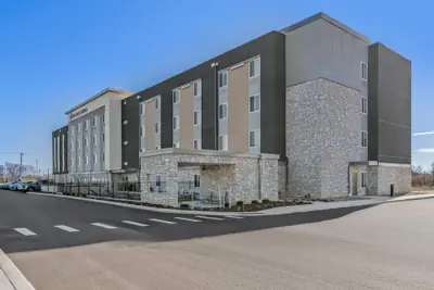 Photo 2 - Everhome Suites Rochester Greece