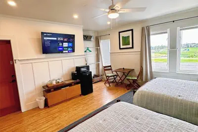 Photo 3 - Hilo Town Inn