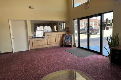 Photo 3 - Cameron Inn & suites