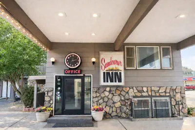 Photo 3 - Sundowner Inn Forsyth I 94