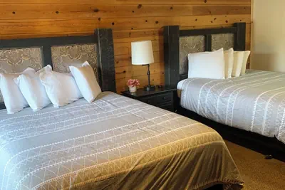 Photo 2 - Cowboy Cabin