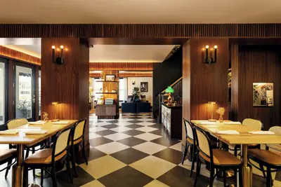 Photo 3 - Hotel Albatross