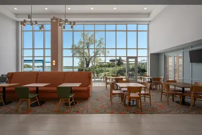 Photo 3 - Hampton Inn & Suites by Hilton Port Clinton Catawba Island