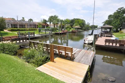 Photo 5 - Salty Breeze Canal Front Pool Home W Boat Dock
