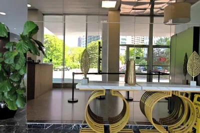 Photo 2 - Spacious 3BR Condo in DTWN