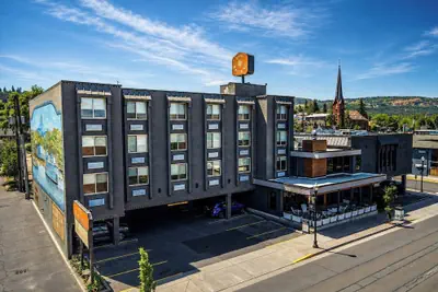 Photo 2 - Rayland Hotel