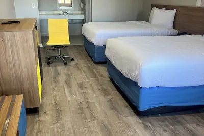 Photo 5 - Days Inn by Wyndham Hemet