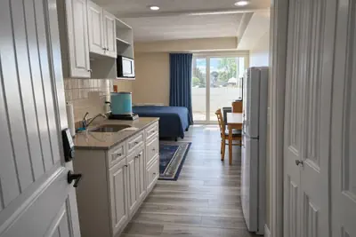 Photo 4 - Courtyard Resort