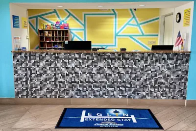 Photo 2 - Eglin Extended Stay Hotel, a Howard Johnson by Wyndham