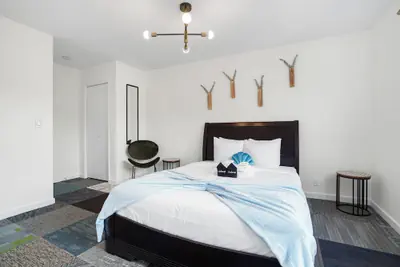 Photo 3 - 4Beds Private Unit Near BeachWalk Golf