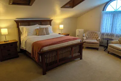 Photo 3 - The Carriage House Inn Bed and Breakfast