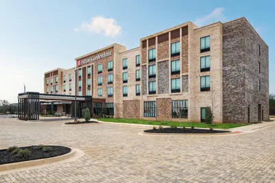 Photo 2 - Hilton Garden Inn Perry