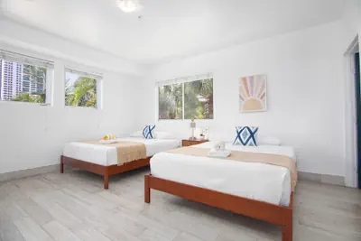 Photo 2 - Boutique Apartments SoBe