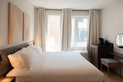 Photo 4 - Boardwalk Suites & Residences By Kasa