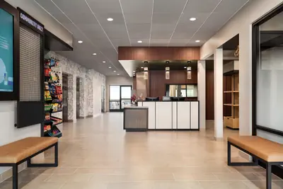 Photo 4 - LivSmart Studios By Hilton Kokomo