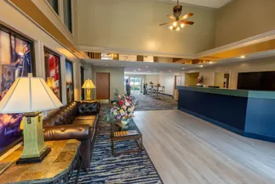 Photo 3 - Bally's Vicksburg Casino Hotel
