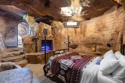 Photo 2 - Cave Dwellers- Zions' Only Hand-sculpted Cave