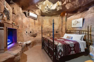 Photo 4 - Cave Dwellers- Zions' Only Hand-sculpted Cave