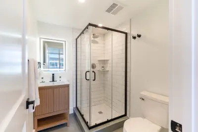 Photo 2 - Ocean's Edge Luxury Rentals