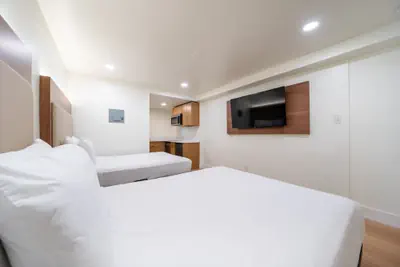 Photo 3 - Ocean's Edge Luxury Rentals