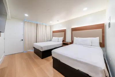 Photo 5 - Ocean's Edge Luxury Rentals
