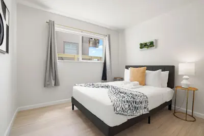 Photo 5 - Charming 2BR Ocean Getaway in Pacifica