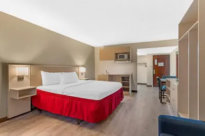 Photo 2 - MainStay Suites Lansing West