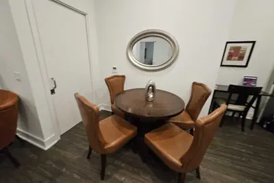 Photo 5 - Venice Beach luxury Apartments
