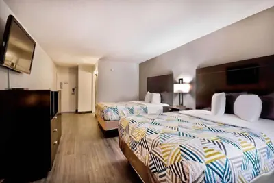 Photo 3 - Home Place Suites