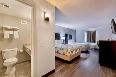 Photo 4 - Home Place Suites