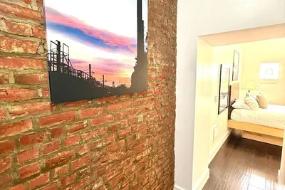 Photo 4 - West Philly Suites