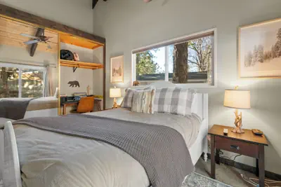 Photo 2 - Alpine Retreat