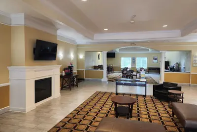 Photo 3 - Stay Express Inn & Suites - Mobile AL