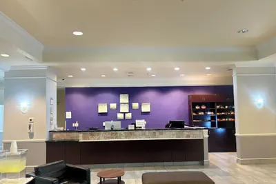 Photo 2 - Stay Express Inn & Suites - Mobile AL