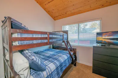Photo 4 - Brown Bear Lodge