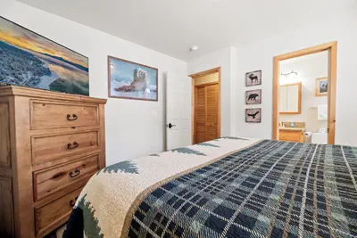 Photo 5 - Catalina Creekside Cabin