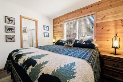 Photo 4 - Catalina Creekside Cabin
