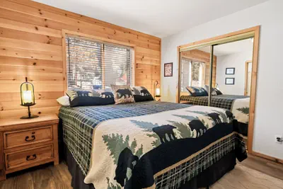 Photo 3 - Catalina Creekside Cabin