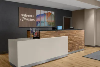 Photo 3 - Hampton Inn & Suites By Hilton Long Island Farmingdale