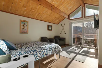 Photo 4 - Moonridge Chalet