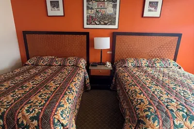 Photo 4 - Federal way Motel