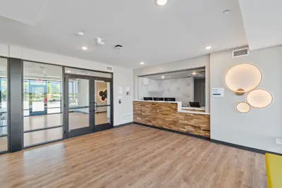 Photo 4 - ECHO Suites Extended Stay by Wyndham Houston Katy West