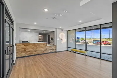 Photo 3 - ECHO Suites Extended Stay by Wyndham Houston Katy West