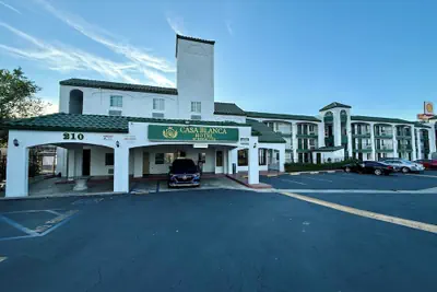 Photo 2 - Casa Blanca Hotel - Corona