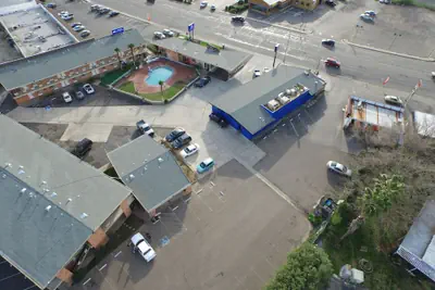 Photo 2 - The River Inn and Suites