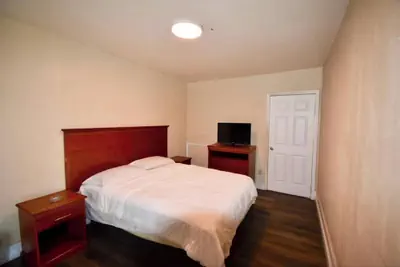 Photo 3 - Motel 19 By Capital O Baytown I-10