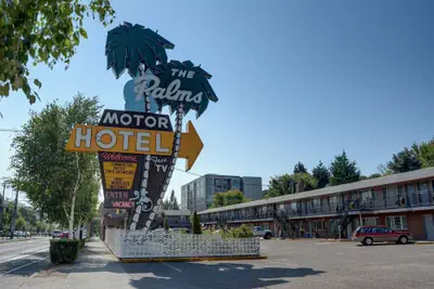 Photo 2 - The Palms Motel