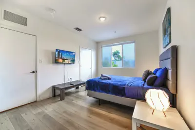 Photo 5 - Stylish Townhouses by Design District