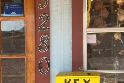 Photo 4 - Chisos Mining Co Motel